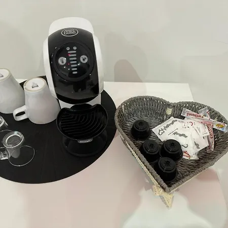 Partenope Frühstückspension Neapel